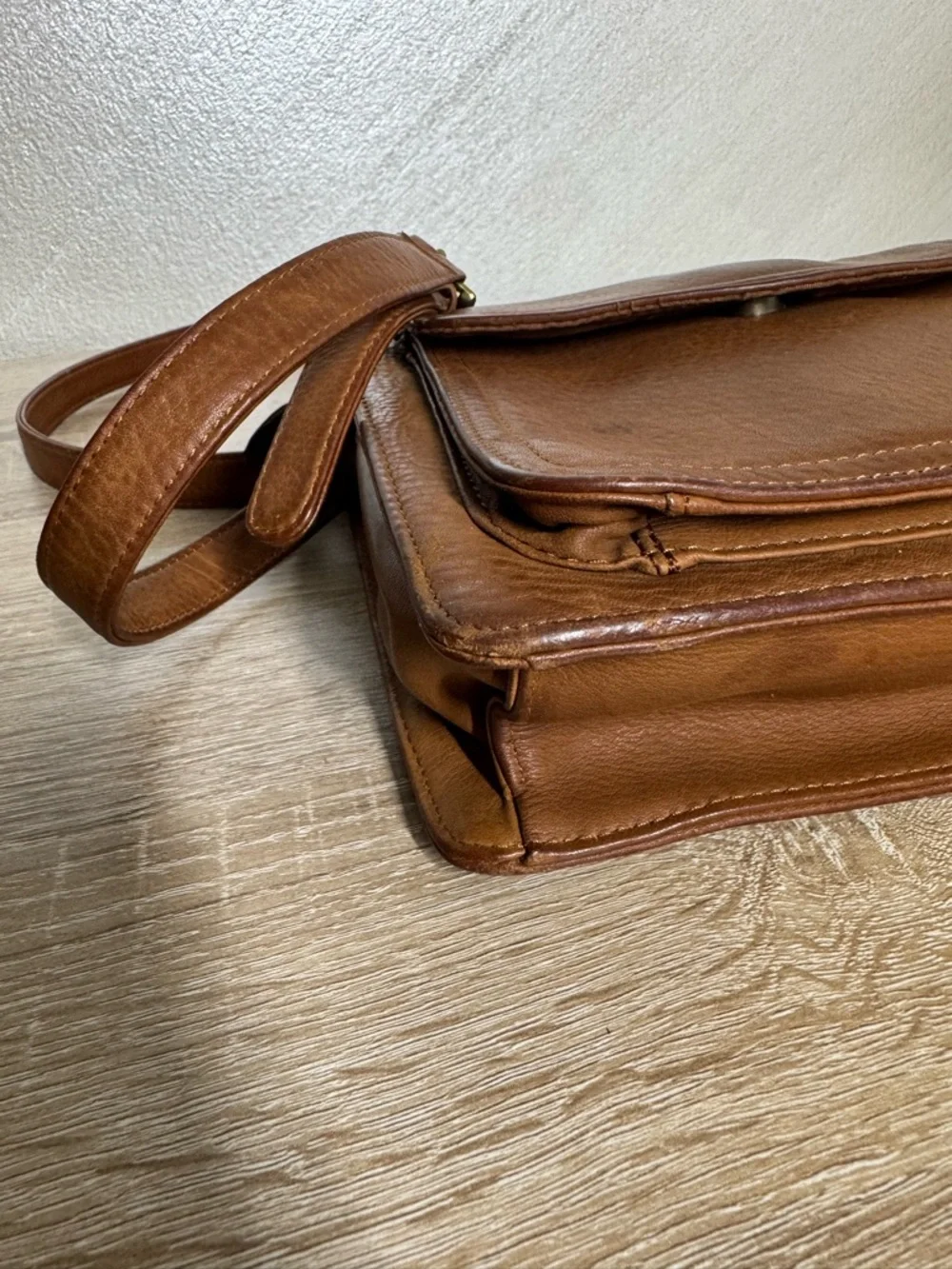 Fossil Vintage Brown Leather Crossbody Organizer Purse